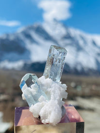 Aquamarine with Cleavelandite Feldspar Mineral Specimen (10g)